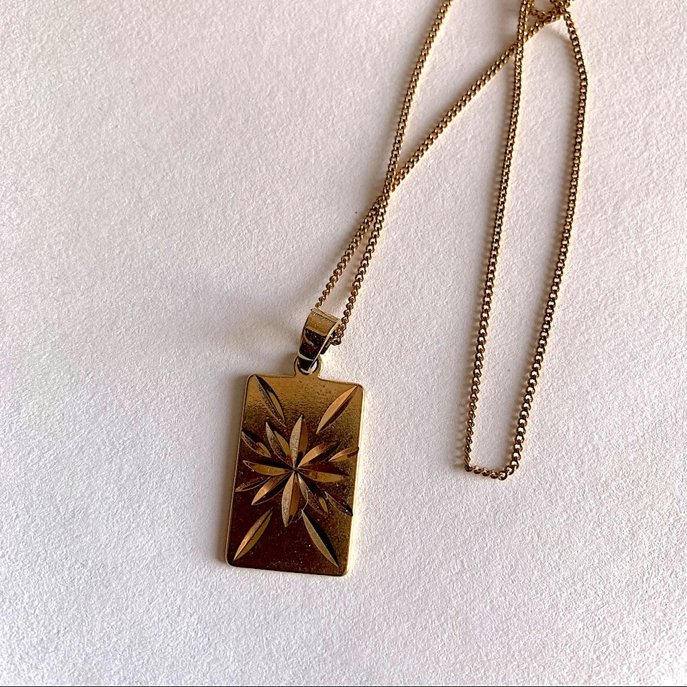 Cali Tiger 18k Gold Plated Carina Pendant Necklace